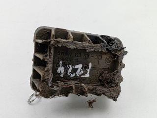 опора под домкрат (поддомкратная подушка) BMW 3 E90/E91/E92/E93 2007, 2.0 л., бензин, МКПП, красный, универсал, 7123311