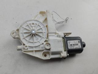 моторчик стеклоподъемника передний левый Volkswagen Tiguan 2014, 2.0 л., МКПП, внедорожник 5 дв., 5N0959701G