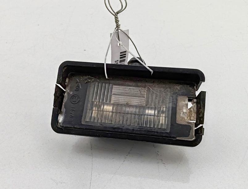 подсветка номера SEAT Altea 2004, 1.6 л., бензин, МКПП, красный, минивэн, 5P0943021