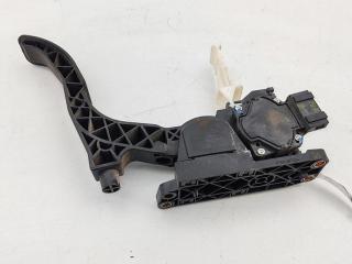 педаль Volkswagen Golf-4 2000, 1.9 л., дизель, МКПП, чёрный, хетчбэк 3 дв., 1J1721503K