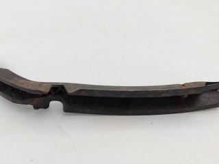 кронштейн переднего бампера Volkswagen Passat B6 2005, 1.6 л., бензин, МКПП, чёрный, универсал, 3C0807178