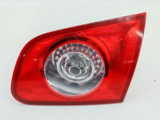 фонарь крышки багажника правый Volkswagen Passat B6 2005, 1.6 л., бензин, МКПП, чёрный, универсал, 3C9945094