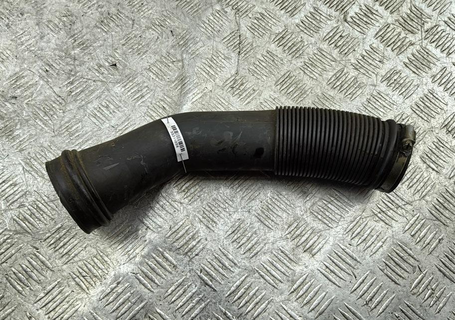 гофра инжектора Volkswagen Passat B5 1998, 1.6 л., бензин, МКПП, универсал, 058129627E