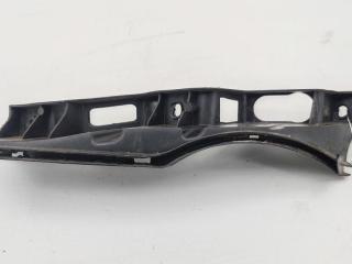кронштейн переднего бампера Volkswagen Passat B6 2005, 1.6 л., бензин, МКПП, чёрный, универсал, 3C0807890A