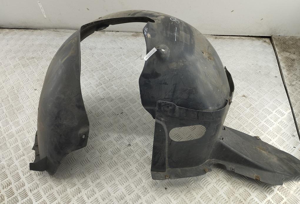 Подкрылок передний правый Volkswagen Passat B6 2009, 1.8 л., бензин, универсал, 3C0805977, 3C0805911B