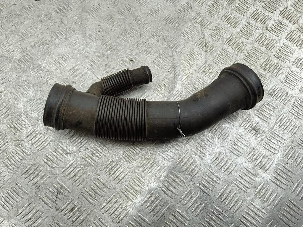 гофра инжектора Volkswagen Passat B5 1997, 1.6 л., бензин, МКПП, седан, 06B129627