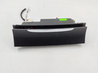 пепельница Volkswagen Passat B6 2005, 1.6 л., бензин, МКПП, чёрный, универсал, 3C0857961A