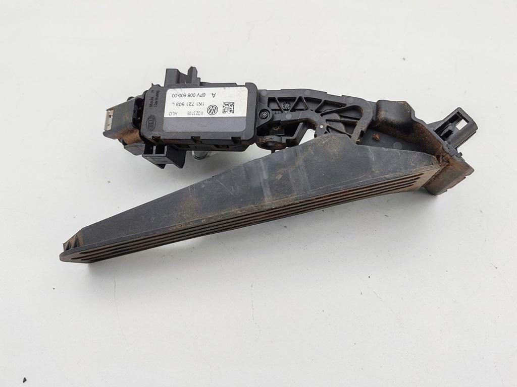 педаль Volkswagen Passat B6 2005, 1.6 л., бензин, МКПП, чёрный, универсал, 1K1721503L