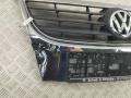 решетка радиатора Volkswagen Touran 2008, синий, минивэн, 1T0853651D - фото №4