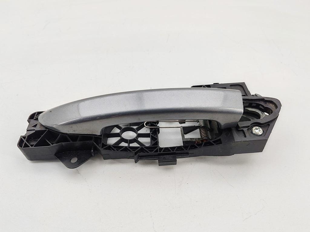 ручка наружная передняя левая Volkswagen Passat B6 2005, 1.6 л., бензин, МКПП, чёрный, универсал, 3C0837885D