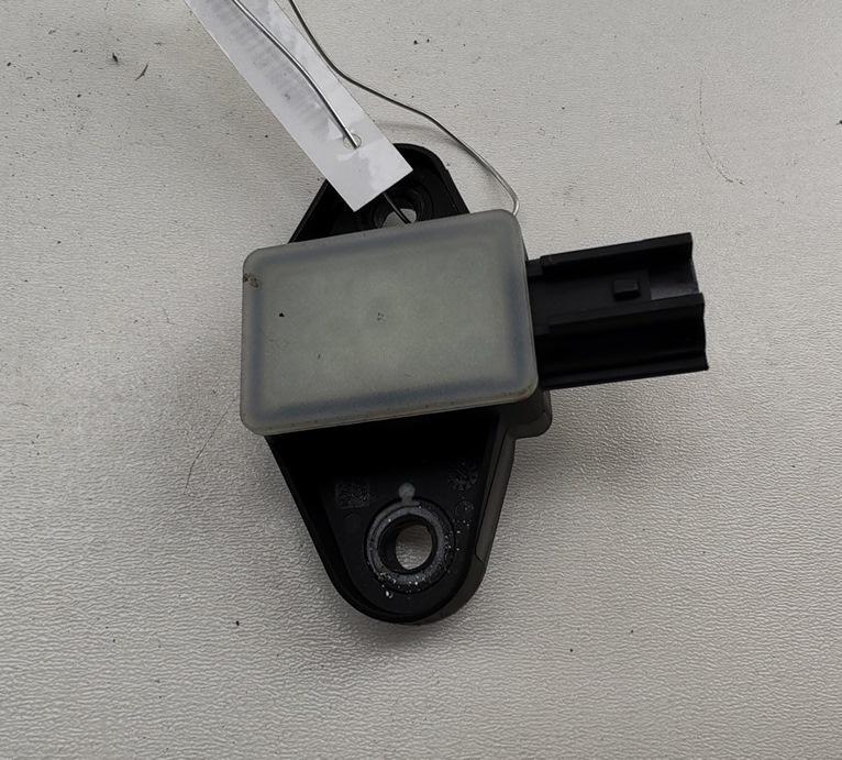 датчик AirBag Volkswagen Tiguan 2014, 2.0 л., дизель, МКПП, серый, внедорожник 5 дв., 229787102