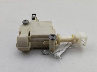 замок лючка топливного бака Volkswagen Passat B6 2005, 1.6 л., бензин, МКПП, чёрный, универсал, 3C0910773