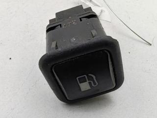 кнопка открытия багажника Volkswagen Passat B5 1997, 1.6 л., бензин, МКПП, красный, седан, 3B0959833A