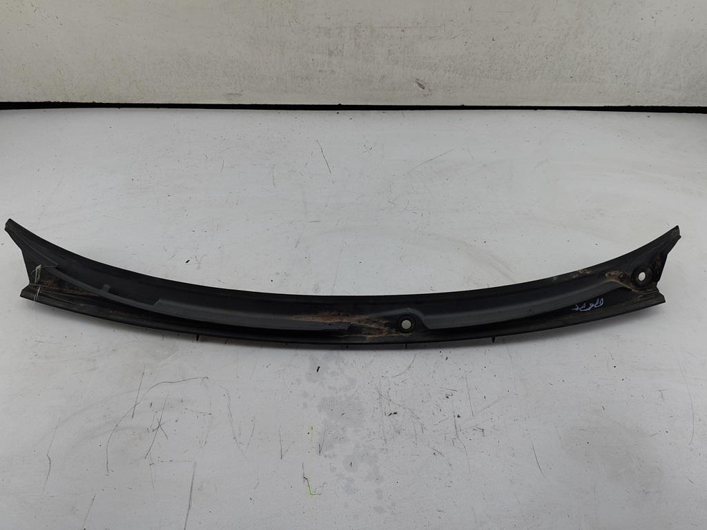 дождевик BMW 3 E46 2002, 1.8 л., бензин, МКПП, чёрный, седан, 8208483