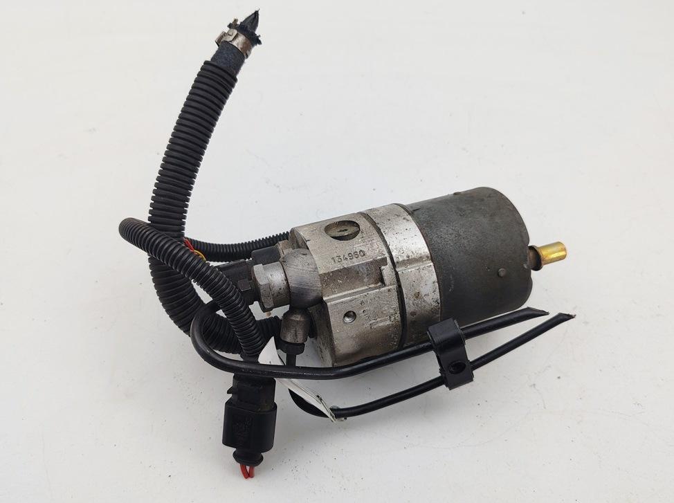 насос DSC Audi A6 C5 2001, 2.4 л., бензин, АКПП, чёрный, седан, 8E0614175D