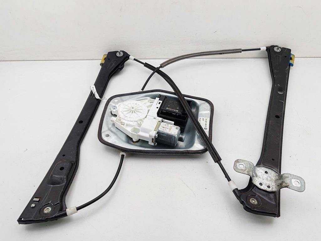 стеклоподъемник электрический передний правый Volkswagen Jetta 2008, 1.9 л., дизель, МКПП, серый, седан, 1K5837462B