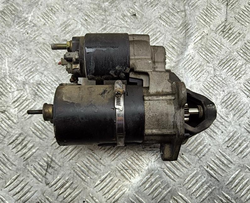 стартер Volkswagen Passat B5 1997, 1.6 л., бензин, МКПП, красный, седан, 058911023B