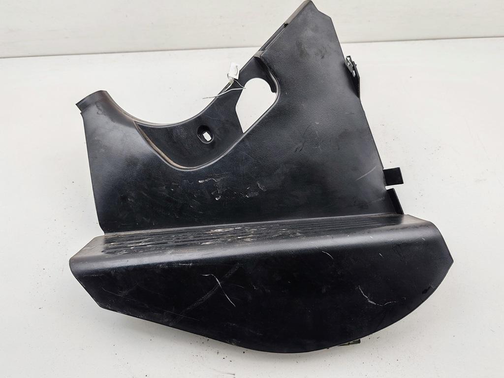 Площадка опорная для ноги (педаль отдыха) BMW 5 E39 1999, 2.0 л., бензин, МКПП, чёрный, седан, 8159517 - фото №1