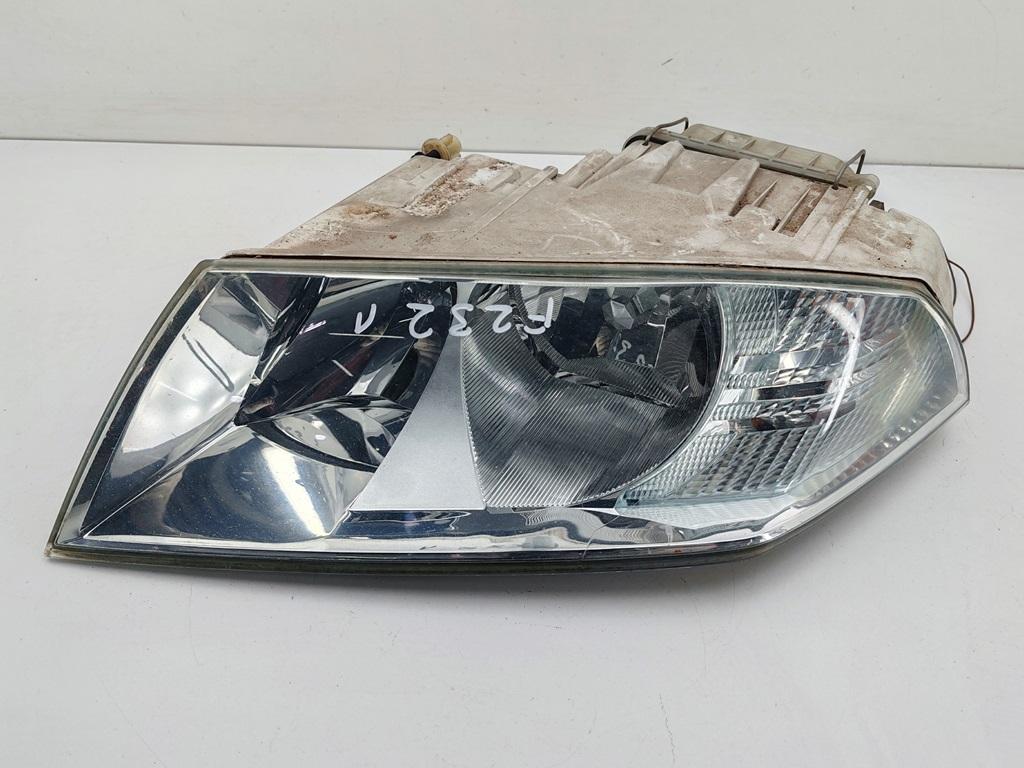 фара левая Skoda Octavia mk2 (A5 1Z) 2006, 2.0 л., дизель, АКПП, зелёный, универсал