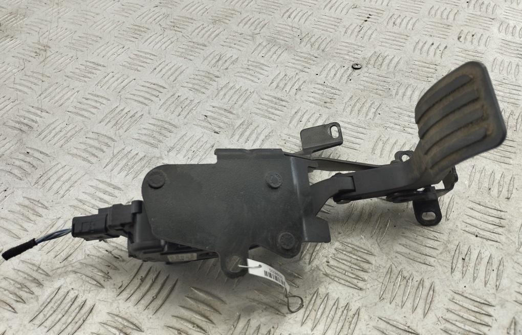 педаль Peugeot 807 2005, 2.2 л., дизель, МКПП, серый, минивэн, 6PV00908309