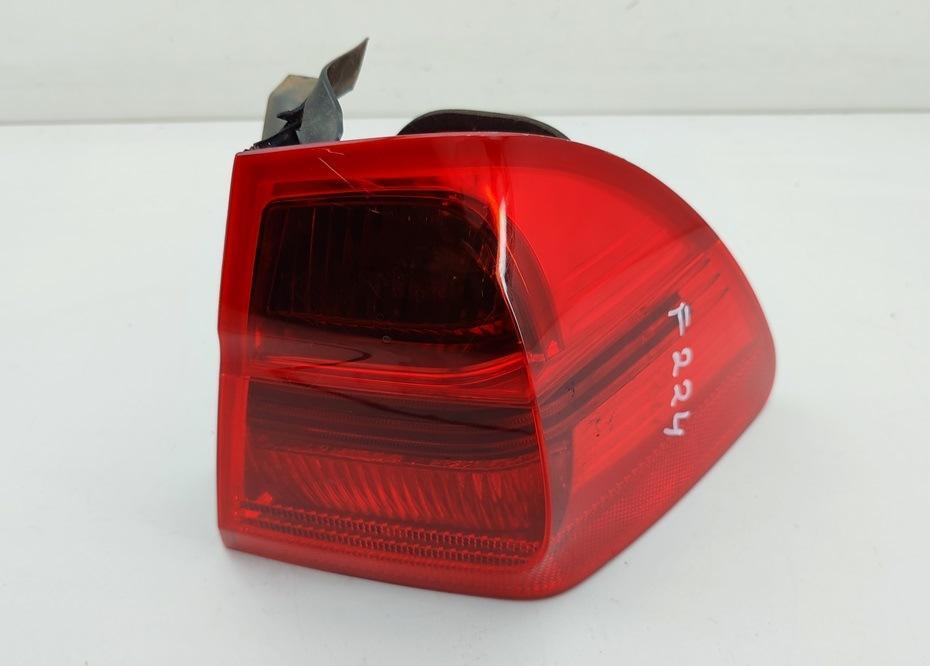 фонарь задний правый BMW 3 E90/E91/E92/E93 2007, 2.0 л., бензин, МКПП, красный, универсал, 7160062 - фото №1