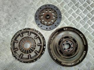 маховик Volkswagen Passat B5 1998, 1.6 л., бензин, МКПП, синий, универсал, 058105266
