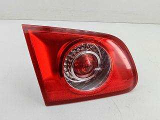 фонарь крышки багажника левый Volkswagen Passat B6 2005, 1.6 л., бензин, МКПП, чёрный, универсал, 3C9945093