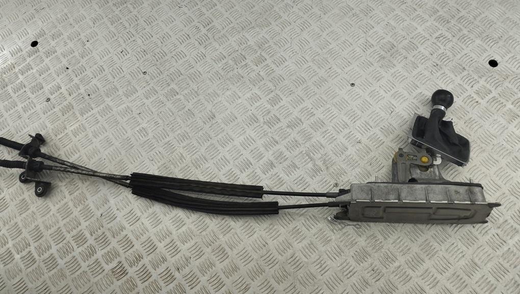 кулиса Volkswagen Passat B6 2005, 2.0 л., дизель, МКПП, серый, универсал, 1K0711061A