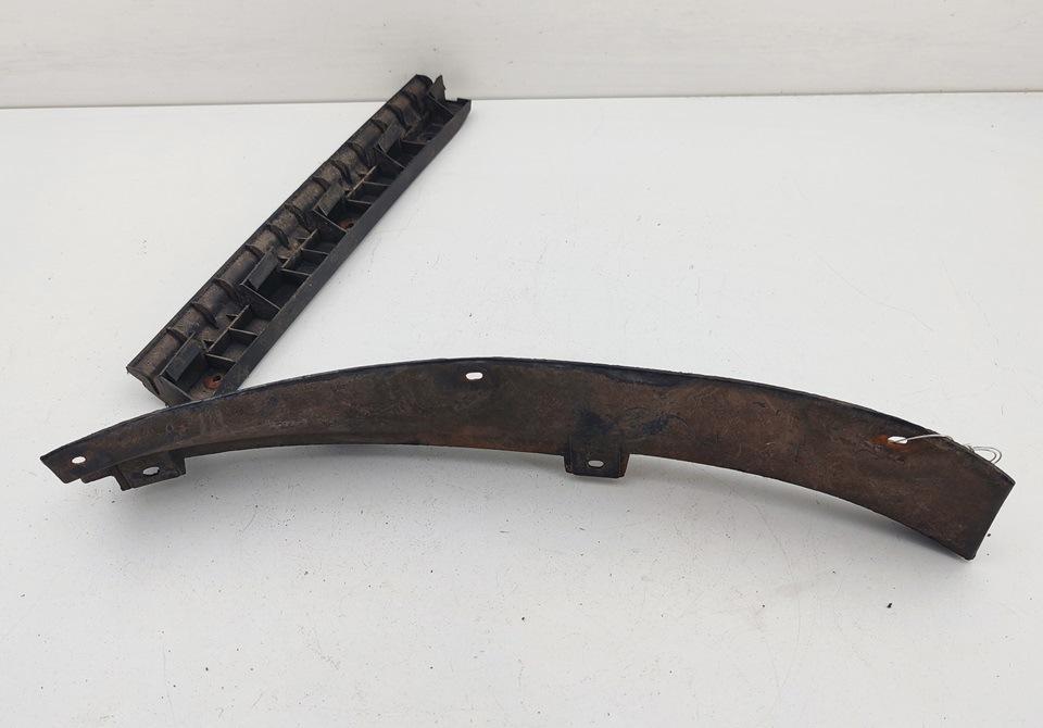 кронштейн заднего бампера Volkswagen Passat B5 1998, 1.8 л., бензин, МКПП, чёрный, универсал, 3B9807393LI