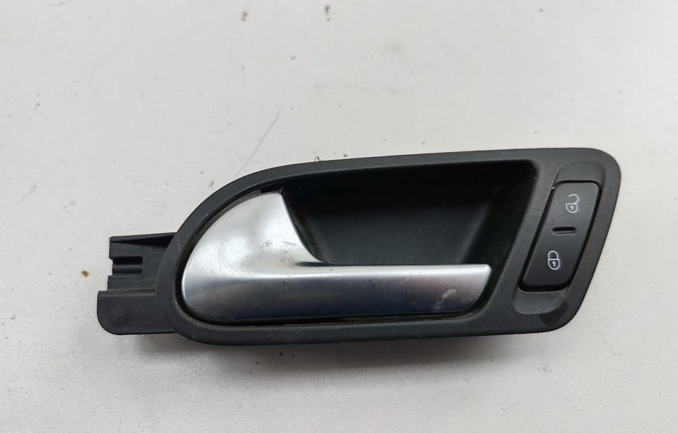 ручка внутренняя передняя левая Volkswagen Tiguan 2014, 2.0 л., дизель, МКПП, серый, внедорожник 5 дв., 5N2837113
