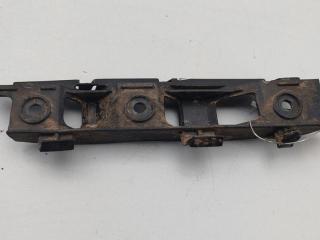 кронштейн переднего бампера Volkswagen Passat B6 2006, 1.9 л., дизель, МКПП, синий, универсал, 3C0807183