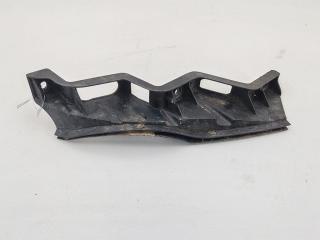 кронштейн переднего бампера Volkswagen Passat B6 2005, 1.6 л., бензин, МКПП, чёрный, универсал, 3C0807889