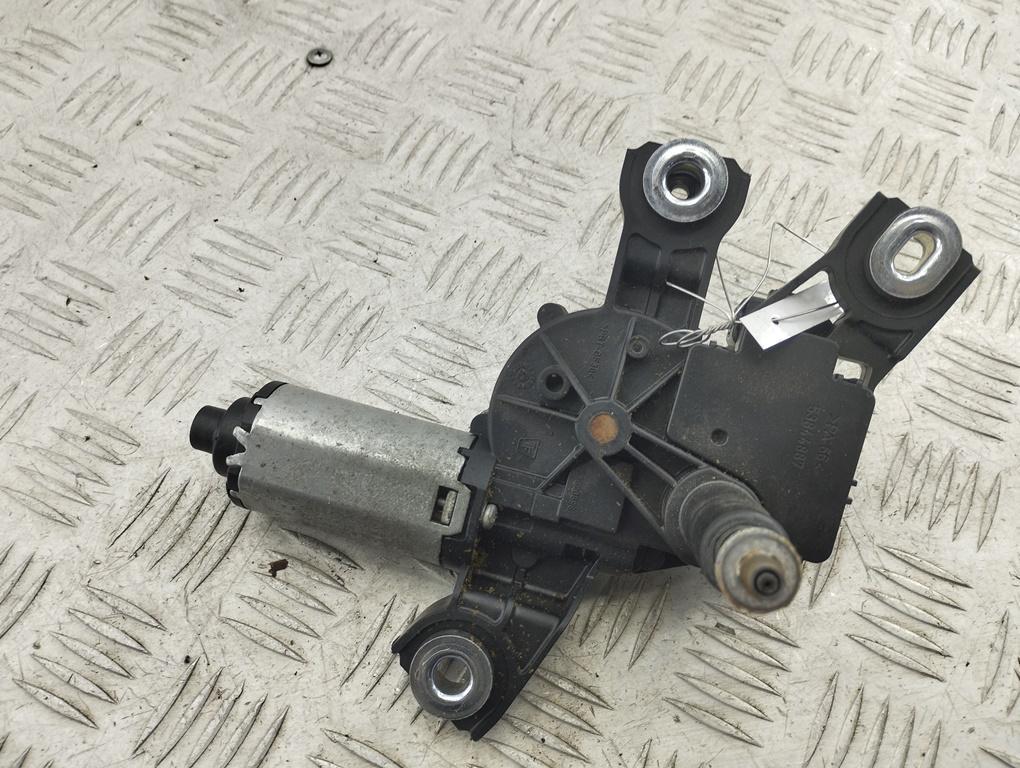 Двигатель стеклоочистителя заднего (моторчик дворников) Volkswagen Passat B6 2009, 1.8 л., бензин, МКПП, чёрный, универсал, 3C9955711A