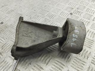 кронштейн КПП Audi A4 B5 1998, 1.8 л., бензин, МКПП, зелёный, универсал, 8D0399113AB