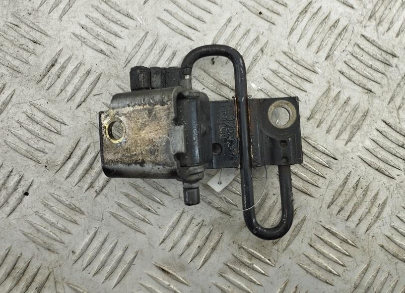 петля двери Audi A6 C6 2006, чёрный, универсал, 8E0831411B
