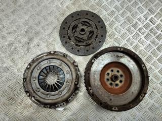 маховик Audi 100 C4 1993, 2.5 л., дизель, МКПП, серый, универсал, 046105271F