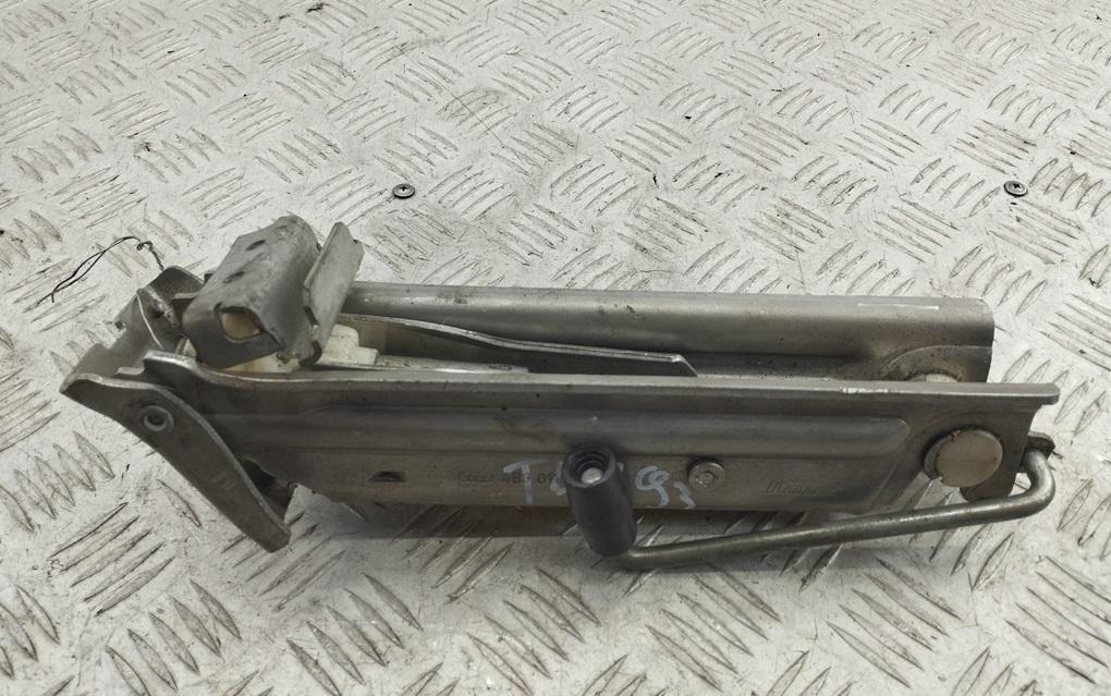 домкрат Audi A6 C5 2002, 4.2 л., бензин, АКПП, чёрный, универсал, 4B3011031A