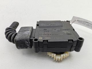 моторчик заслонки печки Audi A6 C6 2006, 3.2 л., бензин, АКПП, серый, седан, 4F0820511A