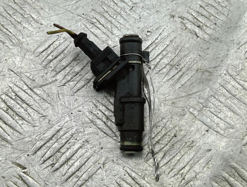 форсунка Peugeot 407 2005, 2.0 л., бензин, МКПП, серый, универсал, 01F003A
