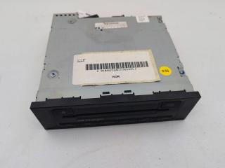 CD-чейнджер Audi A4 B7 2006, 2.0 л., TFSI, бензин, МКПП, чёрный, универсал, 8E0035111D