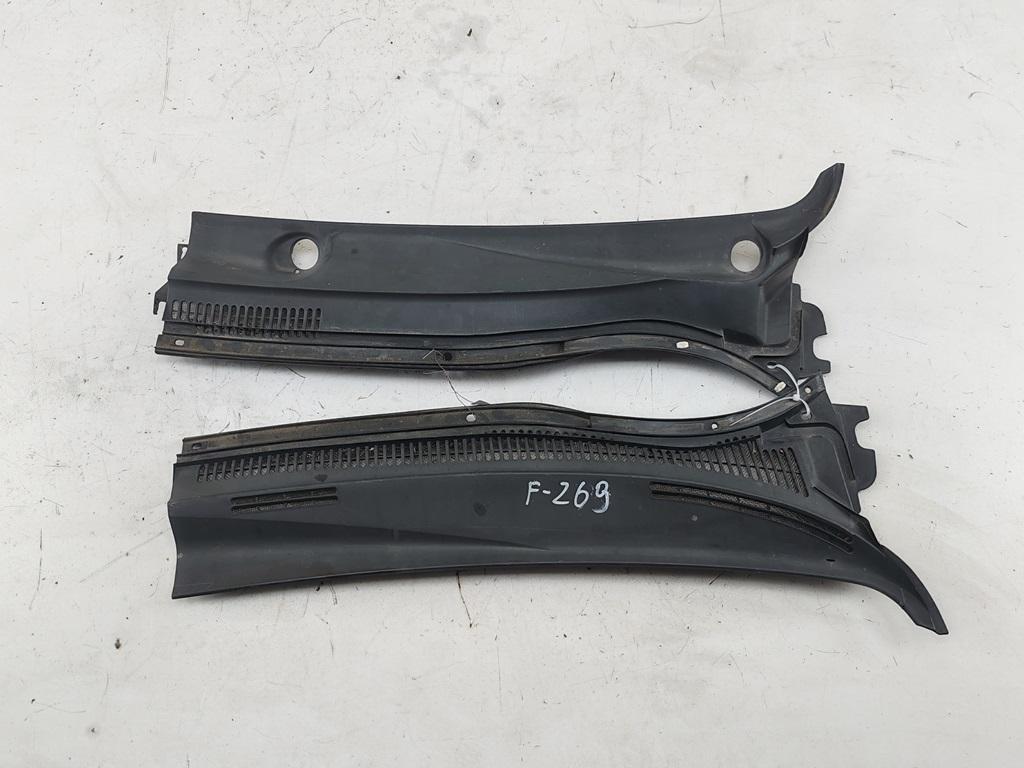 дождевик Toyota Avensis 2004, 2.0 л., дизель, МКПП, чёрный, универсал, 5578205030