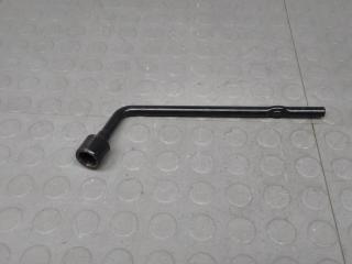 ключ колесный (балонный) Hyundai ix35 2012, 1.7 л., дизель, МКПП, внедорожник 5 дв.
