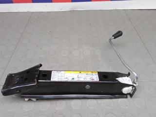 домкрат SEAT Leon 2013, 1.8 л., бензин, МКПП, хетчбэк 5 дв.