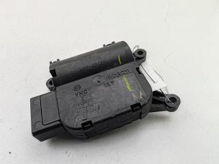 моторчик заслонки печки Volkswagen Passat B6 2005, 1.6 л., бензин, МКПП, чёрный, универсал, 0132801362