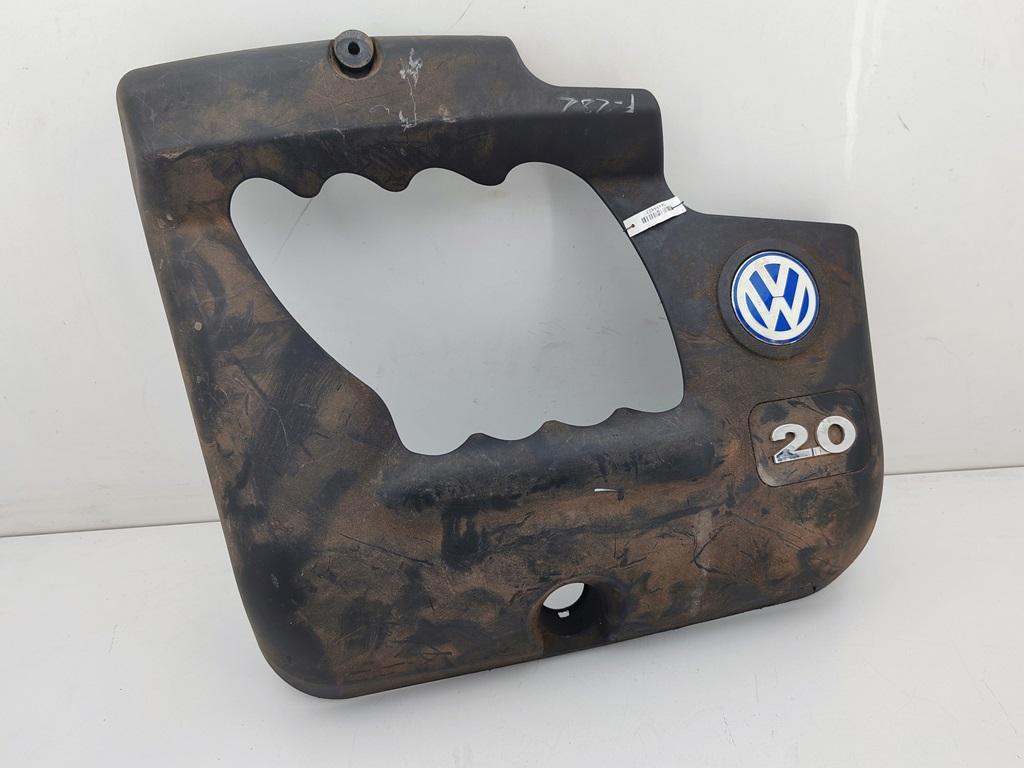 декоративная крышка двигателя Volkswagen Golf-4 2000, 2.0 л., бензин, МКПП, синий, универсал, 06A103905AJ - фото №1