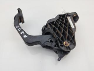 педаль сцепления Volkswagen Touran 2008, 2.0 л., дизель, МКПП, синий, минивэн, 1T1721059CD