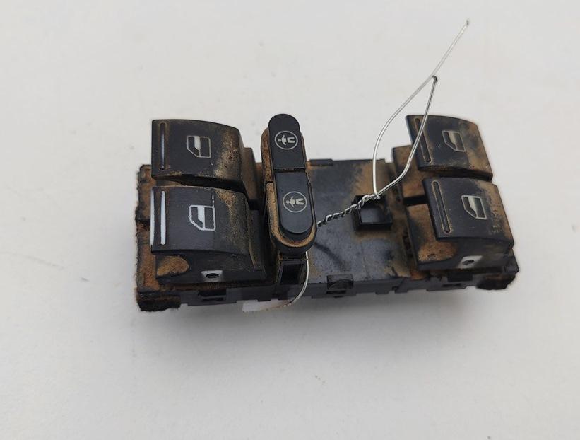 блок управления стеклоподъемниками Volkswagen Touareg 2006, 3.0 л., дизель, АКПП, серый, внедорожник 5 дв., 7L6959857E