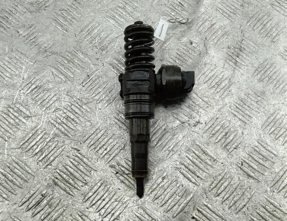 форсунка Volkswagen Passat B6 2007, 2.0 л., дизель, МКПП, синий, универсал, 0414720312, 038130073BG