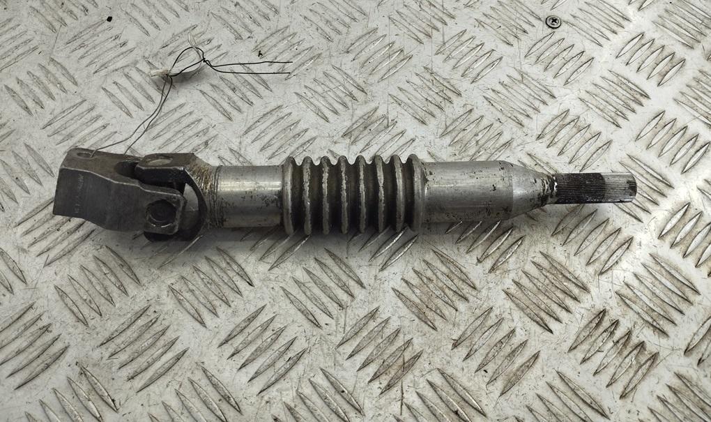 рулевой карданчик BMW 3 E36 1996, 1.6 л., бензин, МКПП, зелёный, хетчбэк 3 дв.
