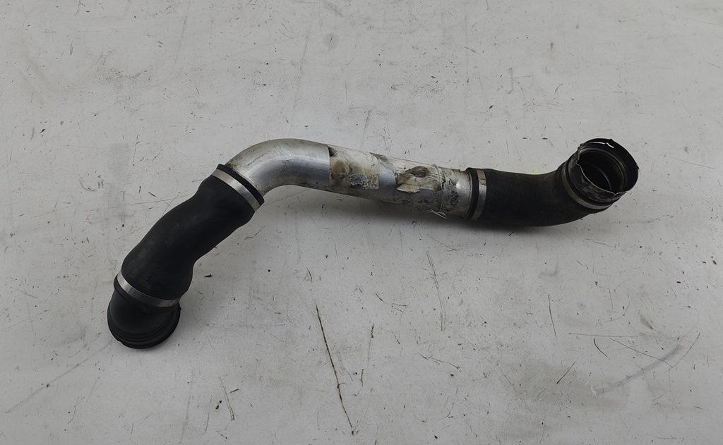 патрубок интеркулера BMW 5 E60/E61 2004, 2.5 л., дизель, АКПП, серый, универсал, 7779401 - фото №1